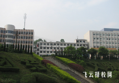 内江医科学校医学检验专业介绍