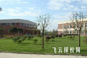 都江堰市技工学校是公办还是私立