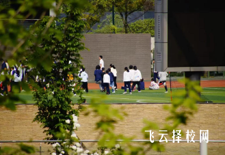 都江堰万汇学校一年学费多少钱