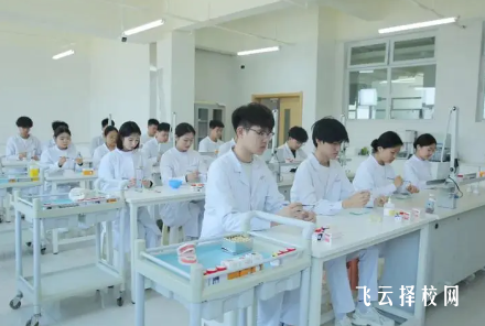 高考考卫校有哪些学校