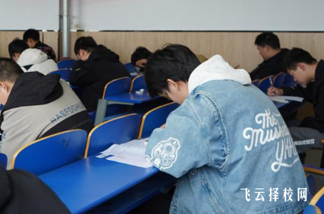 单招机构费用差异原因是什么？