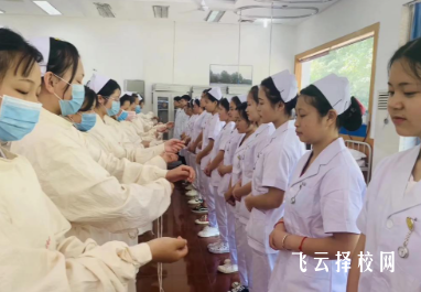 成都铁路卫生学校好不好？招生老师亲述就业真实情况