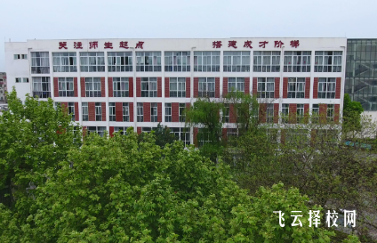 四川这几所中专实力不俗：工业贸易、商务学校深度对比