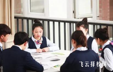 旅游与商务方向:四川省旅游学校与四川省商务学校选哪个