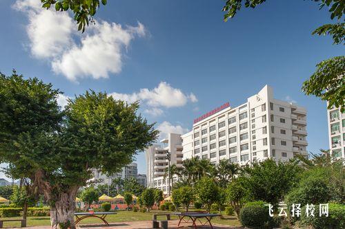 华蓥职中怎么样,中专招生条件是什么