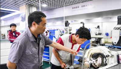 孩子动手能力强适合读什么