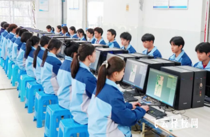 少岷职业技术学校学生发展路径多样化